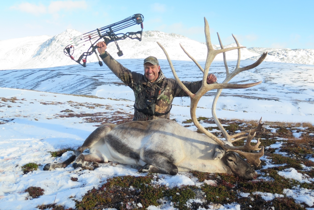 Bowhunting Greenland: Caribou Hunting